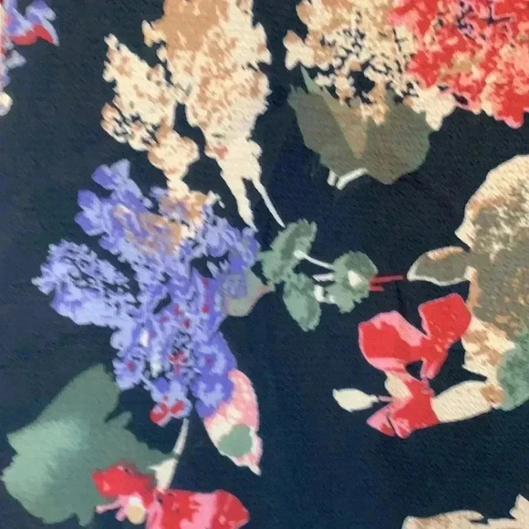 EUC  Revamped crop Size Small - Picture 5 of 6